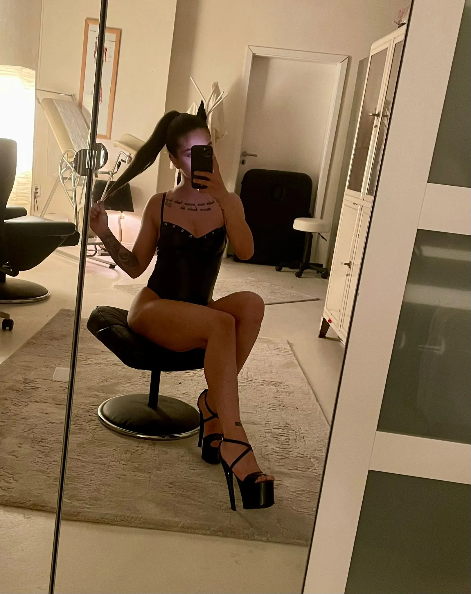 Dilan Nyx premium escort in hamburg - Bild 4