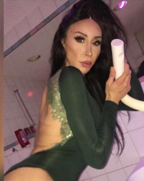 TS Miss Lena premium escort in Hamburg - Bild 6